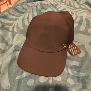 Fast and Free Run Hat